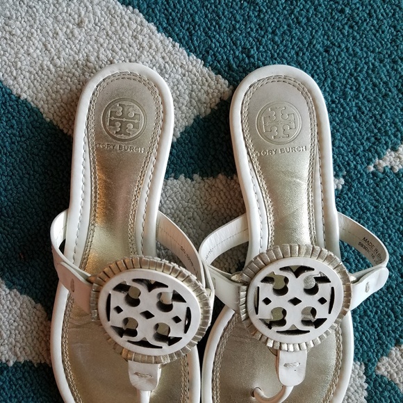 》SOLD《{Tory Burch} Spark Gold Fringe Miller - Picture 3 of 8